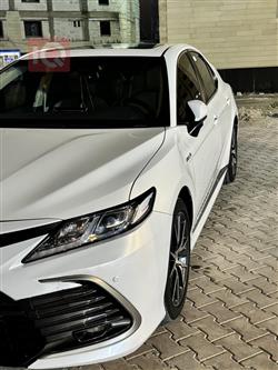 تۆیۆتا کامری